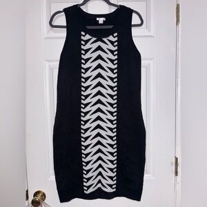 Xhilaration Black and White Chevron Midi Dress